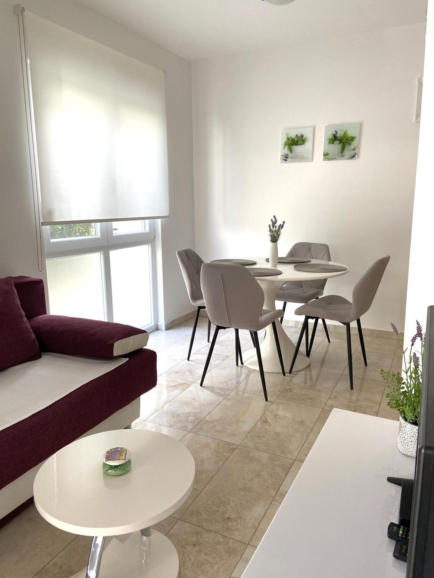 Apartmani Villa Adriatic Vir Ngoại thất bức ảnh